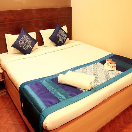 Oyo Rooms Ballygunge Hazra Law College Колката Екстериор снимка