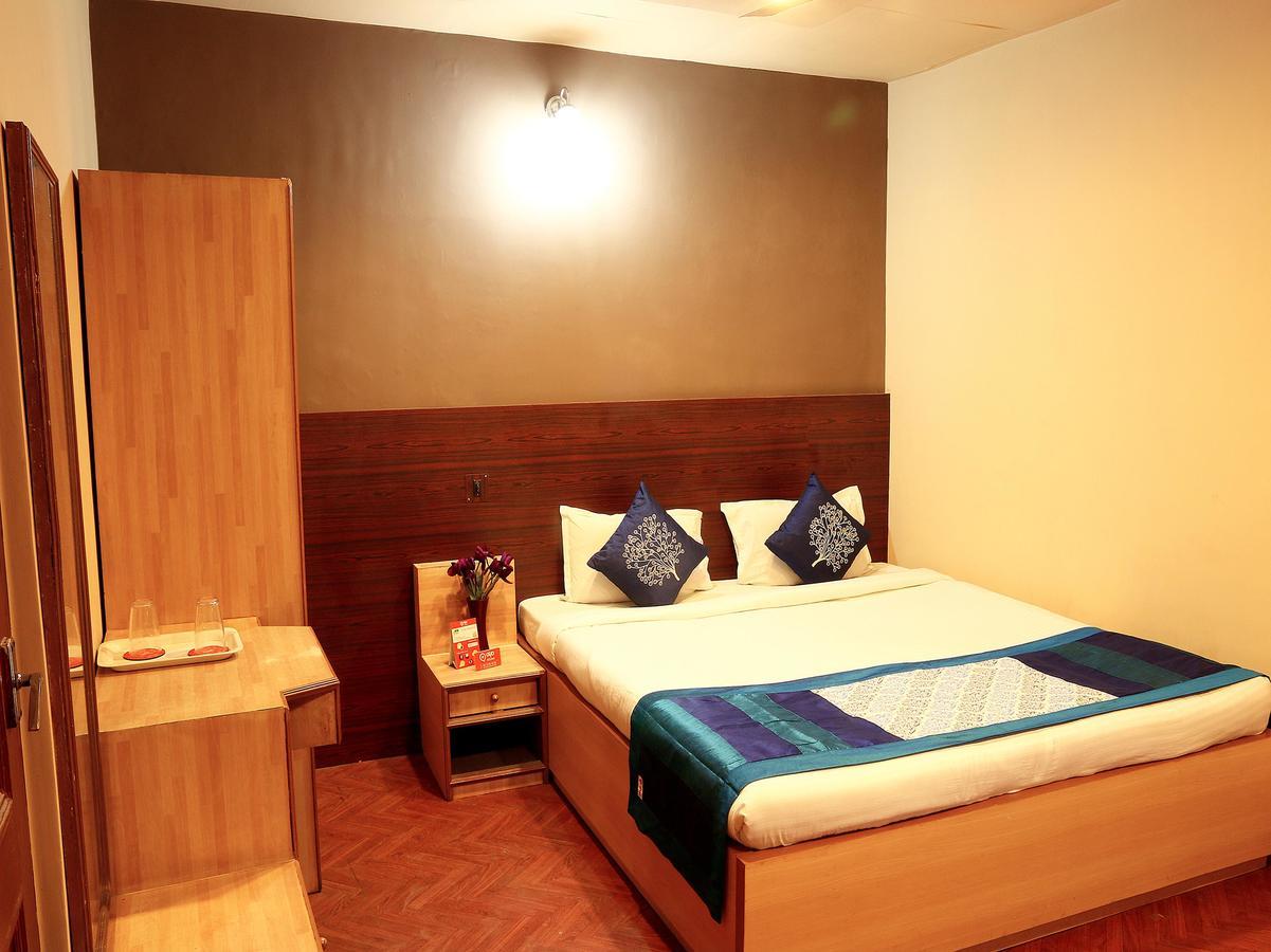 Oyo Rooms Ballygunge Hazra Law College Колката Екстериор снимка