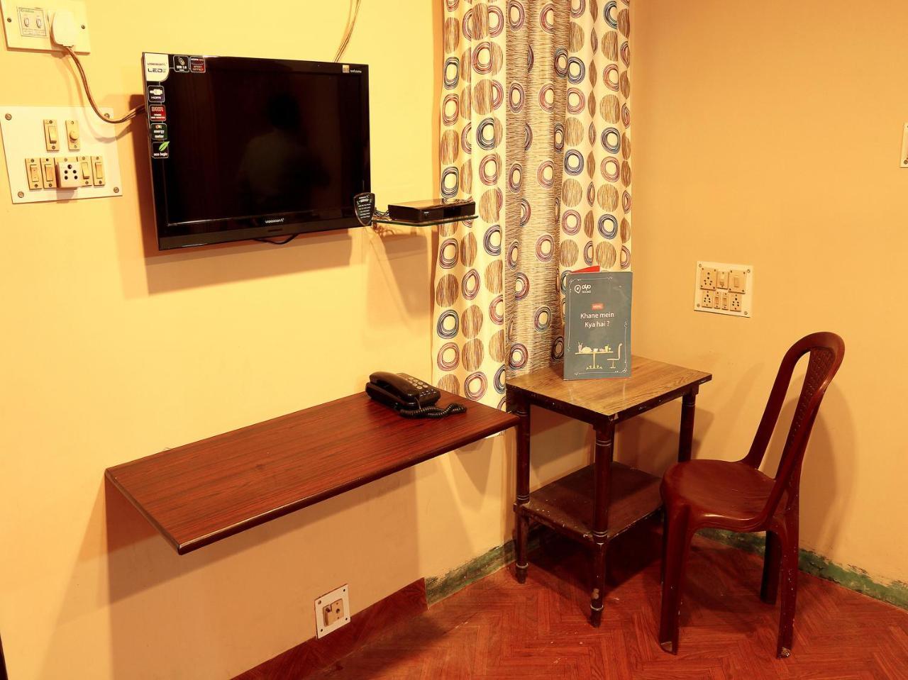 Oyo Rooms Ballygunge Hazra Law College Колката Екстериор снимка